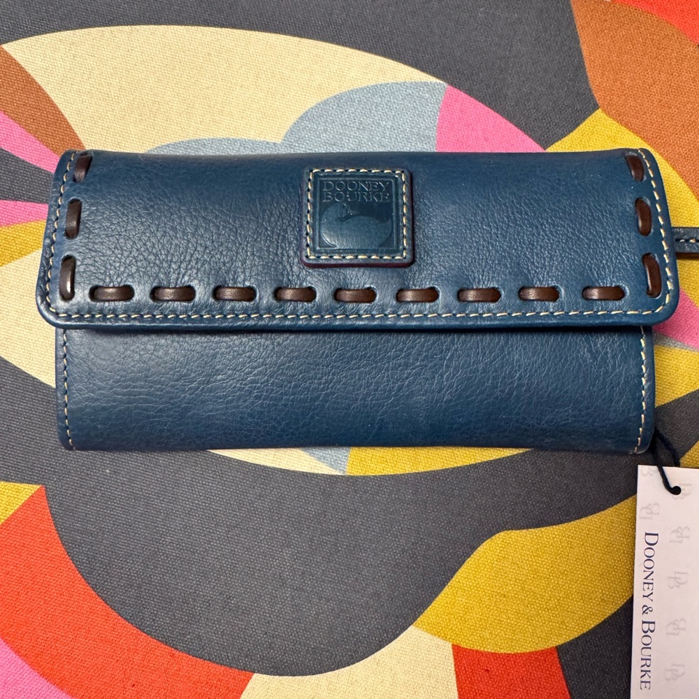 NWT Dooney & Bourke Florentine Leather Wallet with Whipstitch Detail in Denim